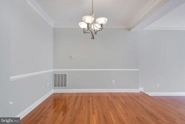 Building Photo - 4238 Chariot Way