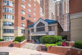 Building Photo - 3835 9th St N