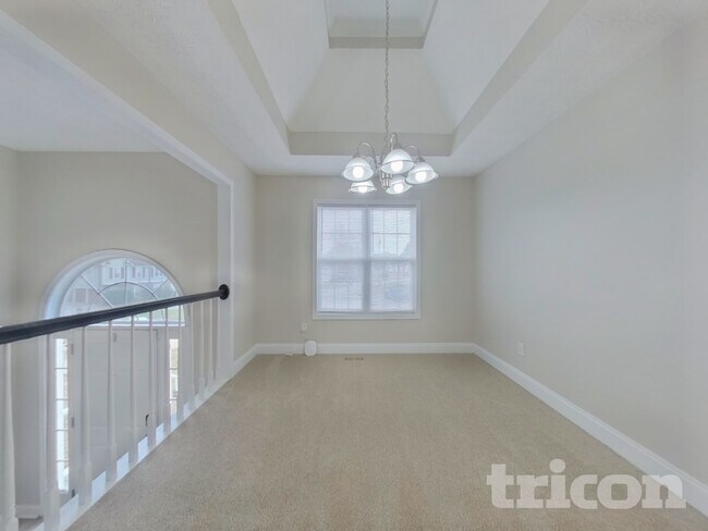 Foto del edificio - 718 Creekridge Ct