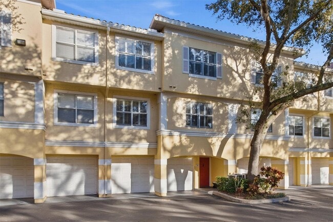 Foto del edificio - 3114 Legacy Lake Dr