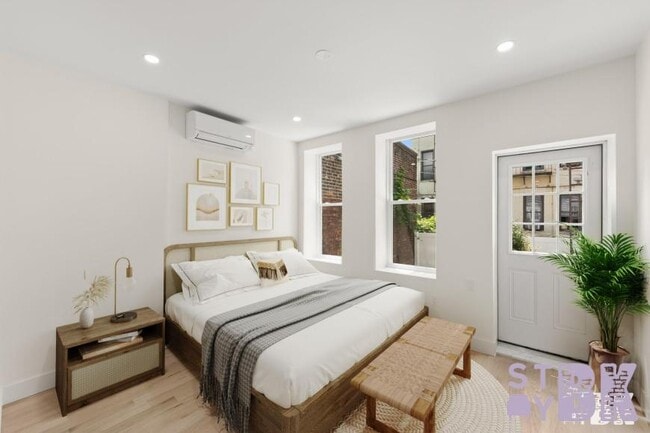 Building Photo - 2 bedroom in RIDGEWOOD NY 11385