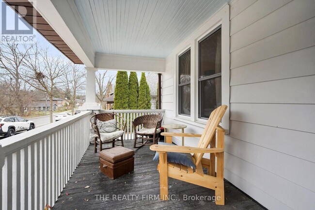 Building Photo - 39 Springbank Dr