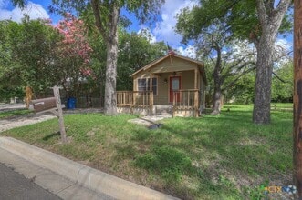 Building Photo - 1630 Katy St