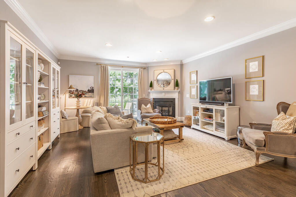 Foto principal - 154 Bigelow St