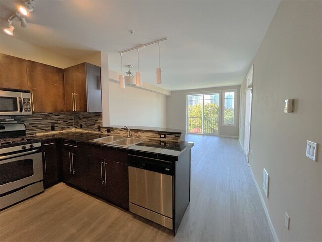 Building Photo - 1Bd/1Ba Seattle Condo