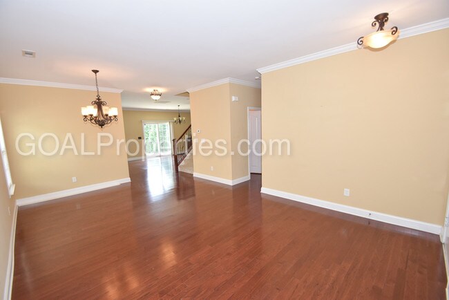 Foto del edificio - ONE MONTH FREE!*