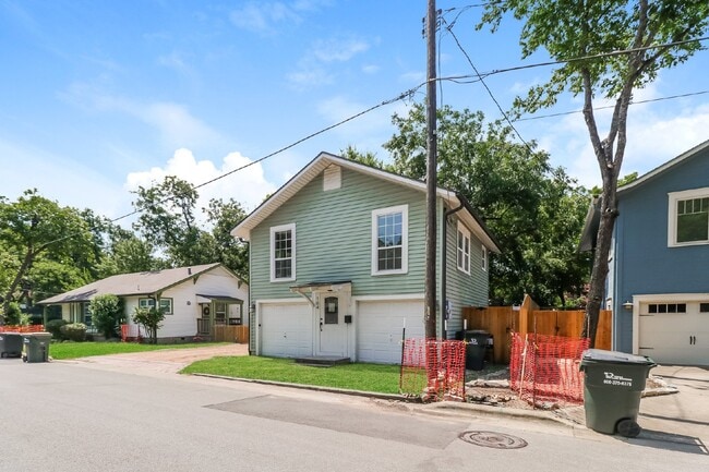 Foto del edificio - 104 E 16th St., Georgetown, TX