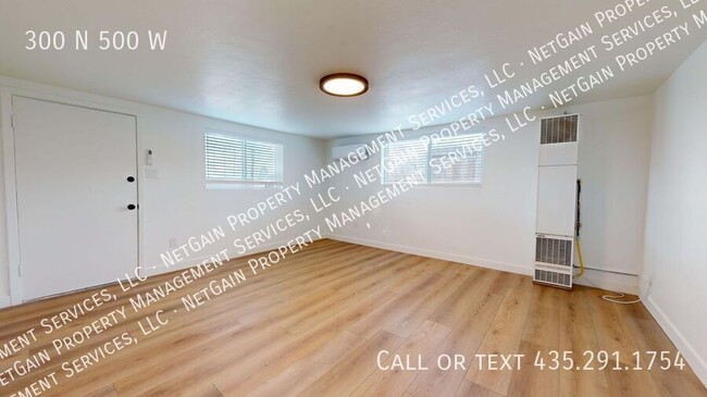 Foto del edificio - Newly Remodeled 2 bedroom basement apartment