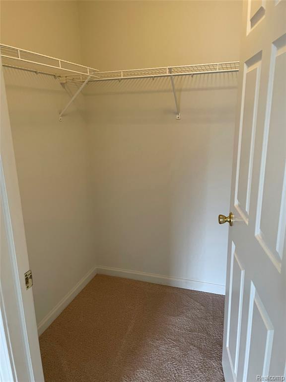 Foto del edificio - 8210 W Annsbury Cir