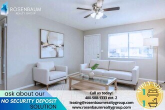 Building Photo - 826 E 4th Pl