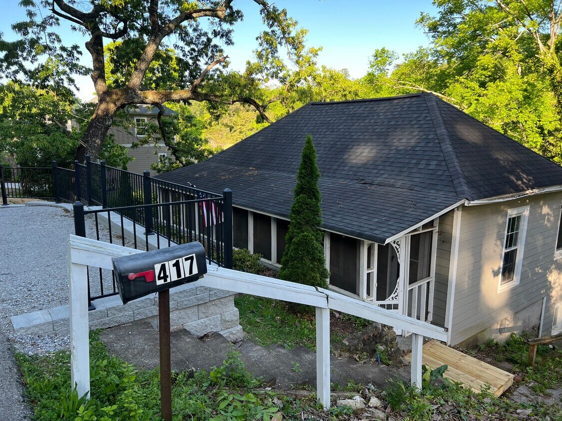 North Shore! ** Location! **6 month Lease House Rental in