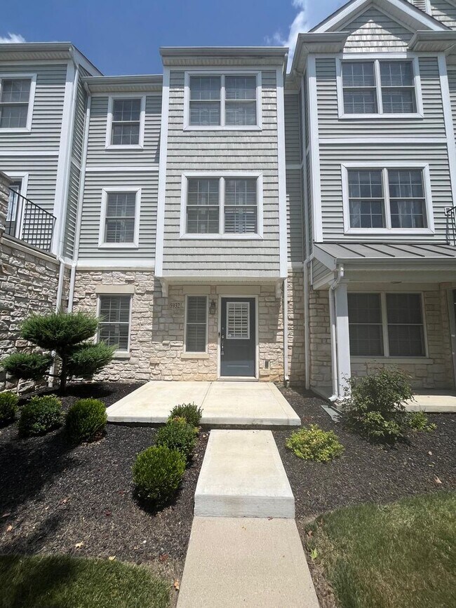 Foto del edificio - 5932 Winberry Creek Dr