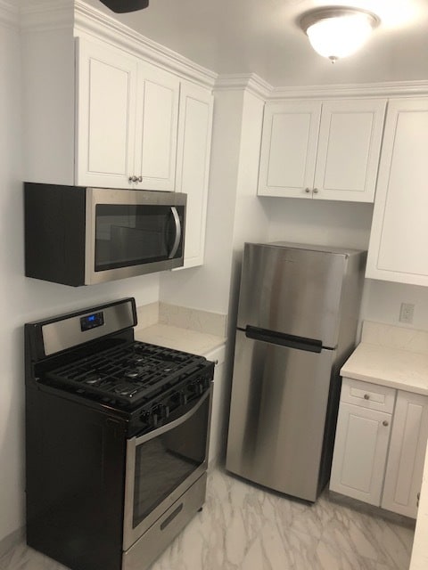 Foto del edificio - 4520 Edgewood Pl