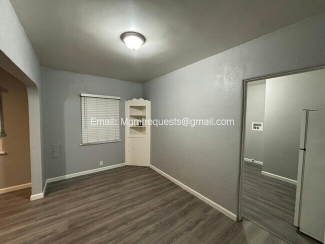 Foto del edificio - 4228 Tenth St