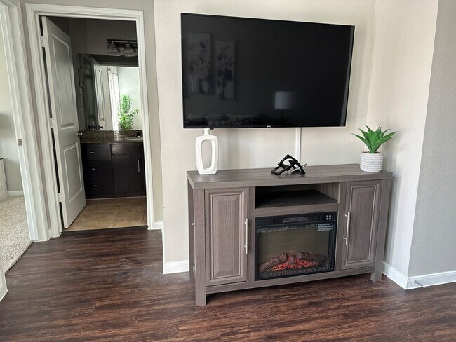 Foto del edificio - 800 W Sam Houston Pkwy N