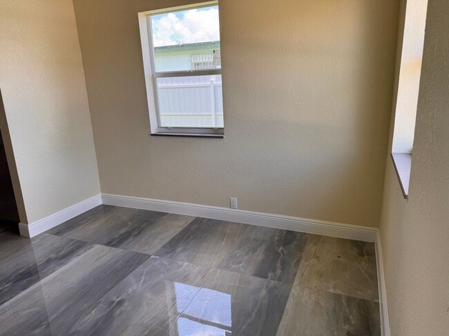 Building Photo - 26517 SW 138th Ct