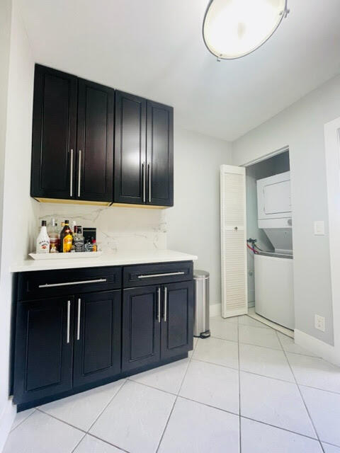 Building Photo - 5571 Courtyard Dr