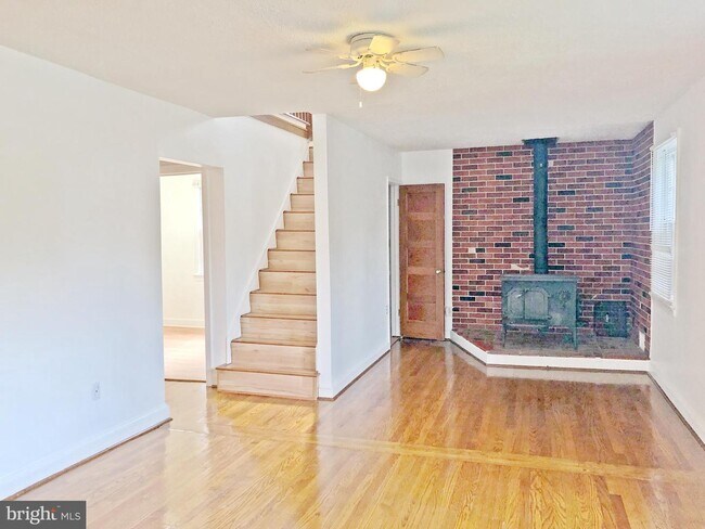 Building Photo - 1113 Agnew Dr