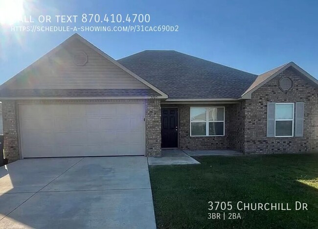 Building Photo - Beautiful 3 bed / 2 bath home with fenced ...