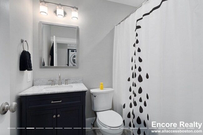 Foto del edificio - 468 E 6th St