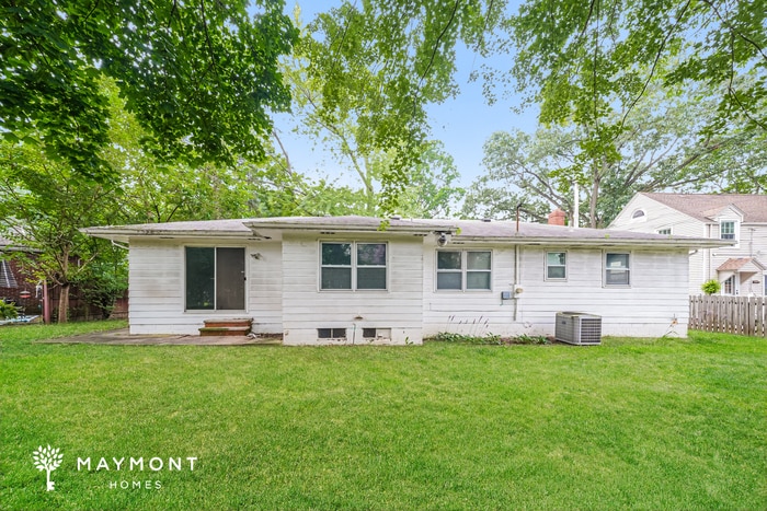 Building Photo - 281 Sundale Rd