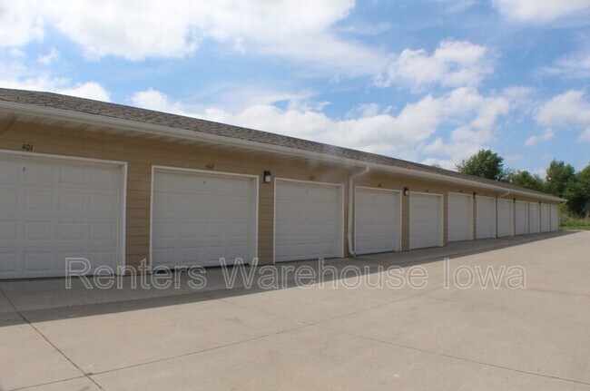 Foto del edificio - 2000 Meadow Ct