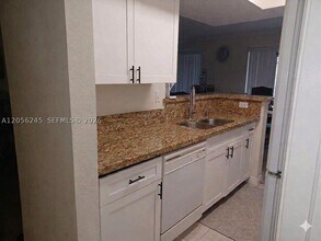 Building Photo - 15599 SW 106th Ln