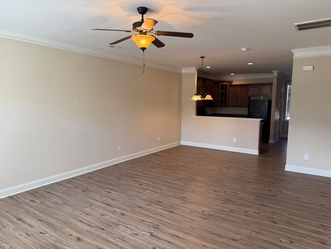 Foto del edificio - 371 Beacon St NW