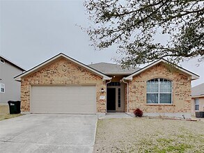 Building Photo - 441 Goldenrod St