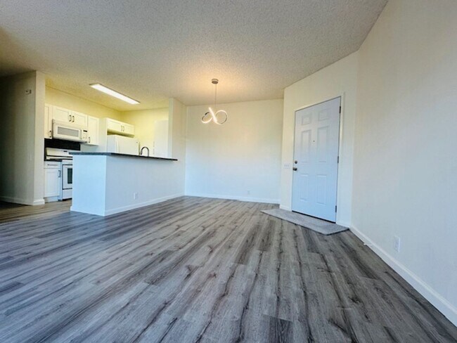 Photo - 2 Bedroom, 2 Bathroom Townhouse (Sun Rise)