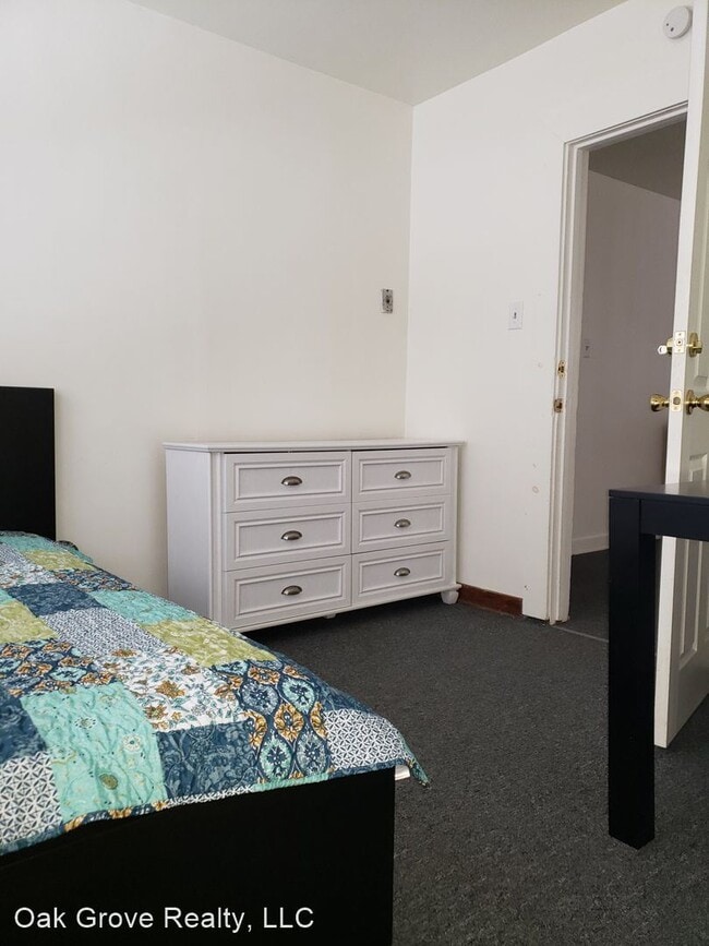 Foto del edificio - 5 br, 2 bath House - 1230 Oakland Ave