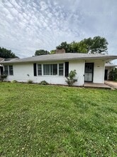 Building Photo - 1423 Terrace Dr