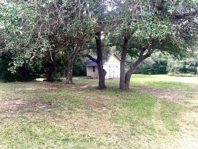 Foto del edificio - 4700 FM 2502 Rd