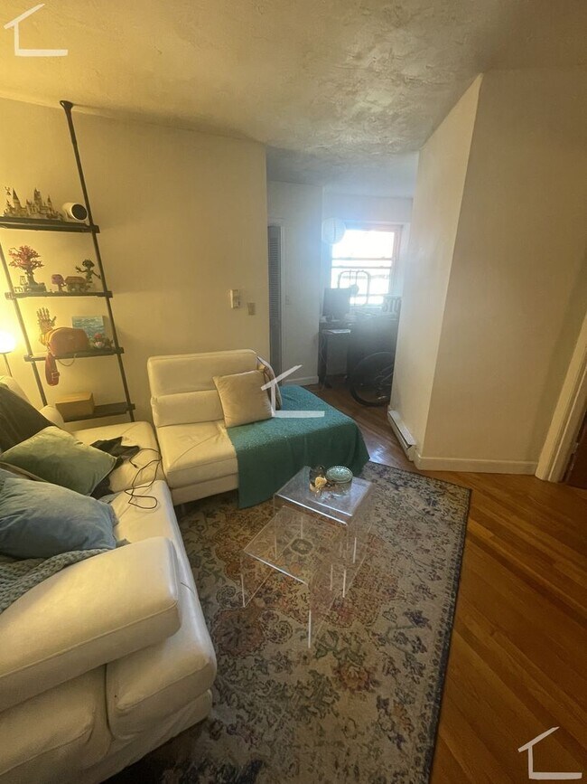 Foto del edificio - 1 bed in Allston is available in 9/1