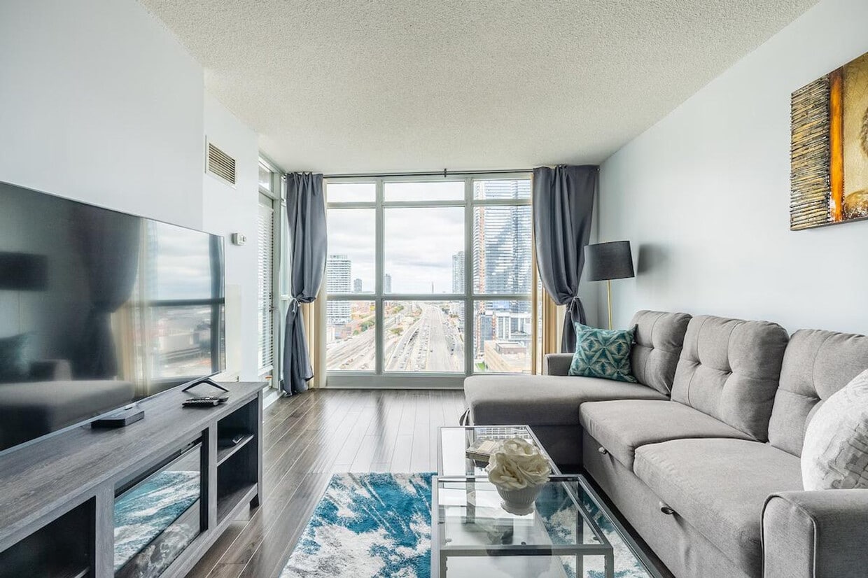 Photo principale - 18 Yonge St