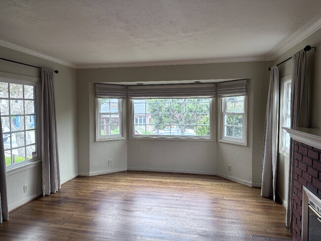 Foto del edificio - 1055 Ripple Ave