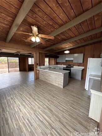 Building Photo - 2093 Aaniu Loop