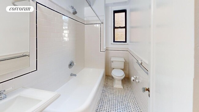 Foto del edificio - 210 E 68th St