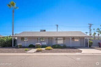 Building Photo - 7405 E Almeria Rd