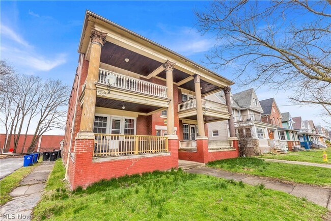 Foto del edificio - 3820 Riverside Ave