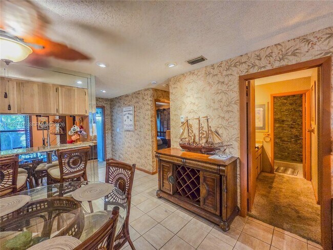 Foto del edificio - 8044 NW 41 Ct