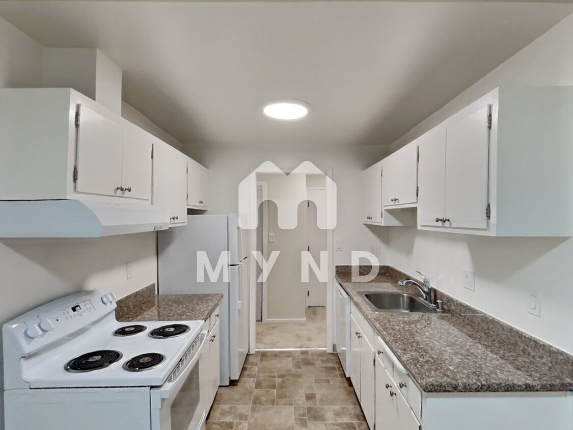 240 Athol Ave Apt 103 Condo for Rent in Oakland, CA