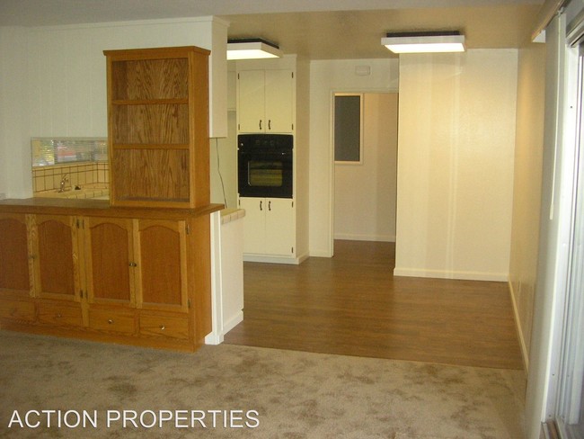 Building Photo - 2202 Americana Dr