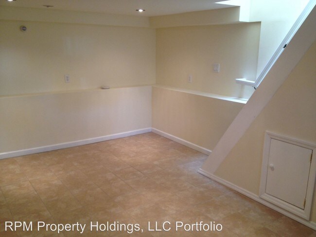 Building Photo - 2 br, 1.5 bath House - 21-64 48th street
