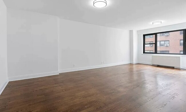 Foto del edificio - 411 E 88th St
