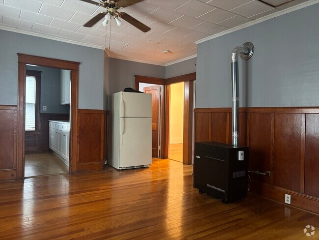 Building Photo - 109 Hemond Ave