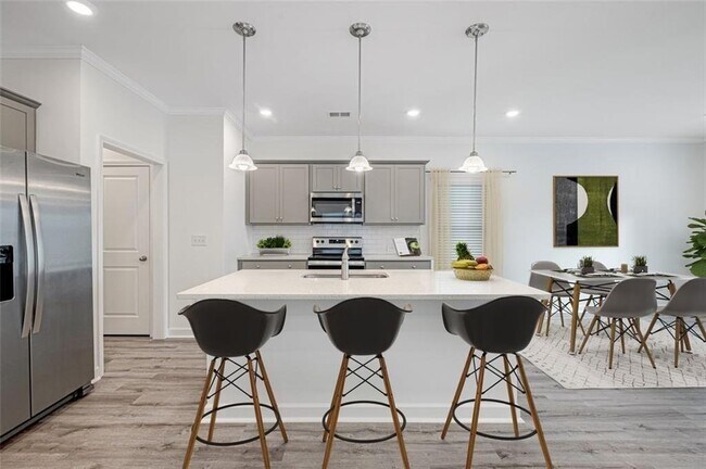 Foto del edificio - 4085 Hillmont Ln