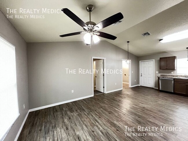 Foto del edificio - 5312 NW 6th Pl