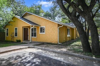 Building Photo - 4902 Duval Rd