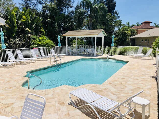 Building Photo - 16840 Sanibel Sunset Ct